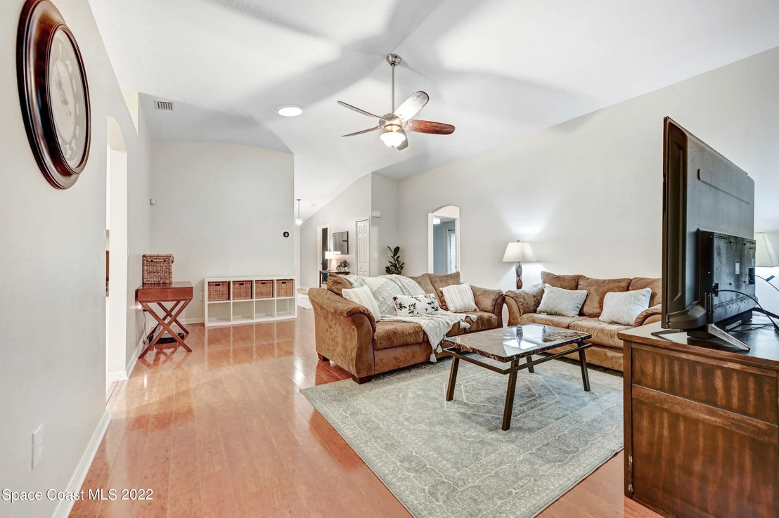 Photo of 1259 Corbett Lane