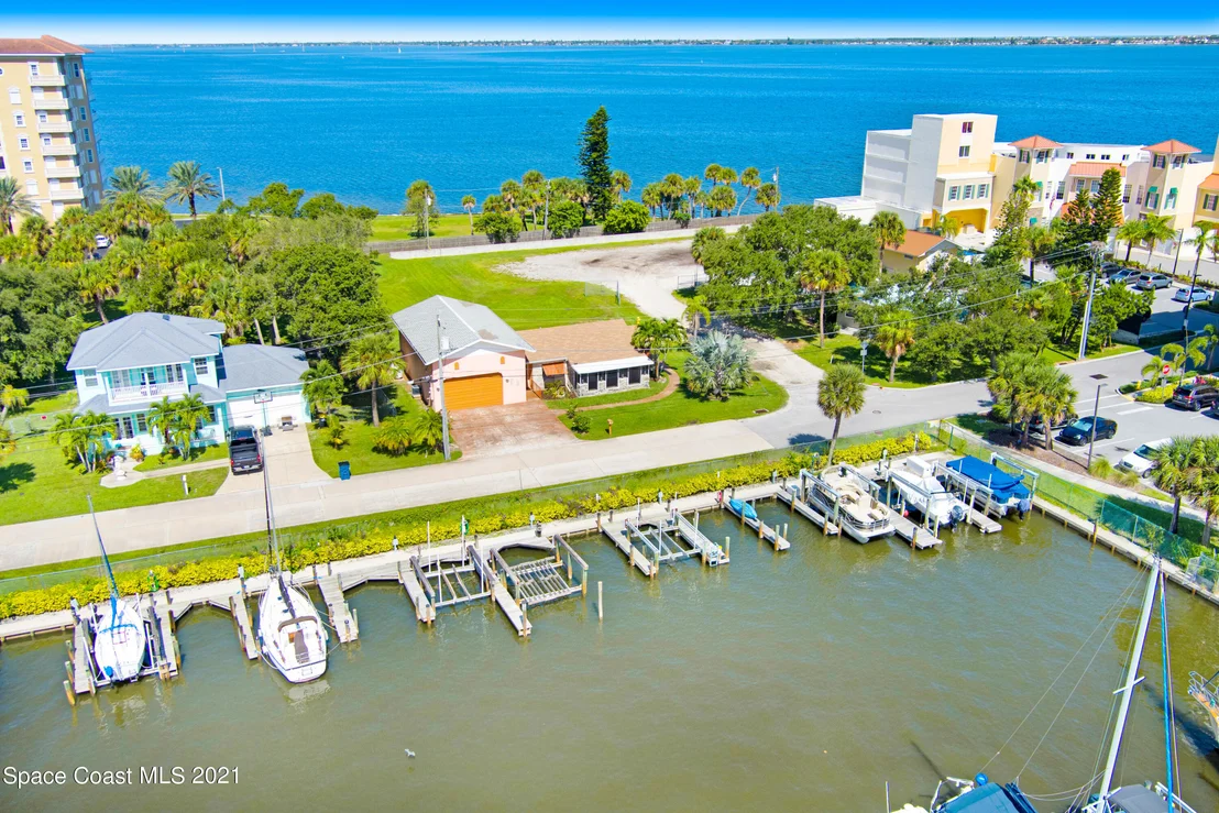 Photo of 3429 Gran Avenue NE