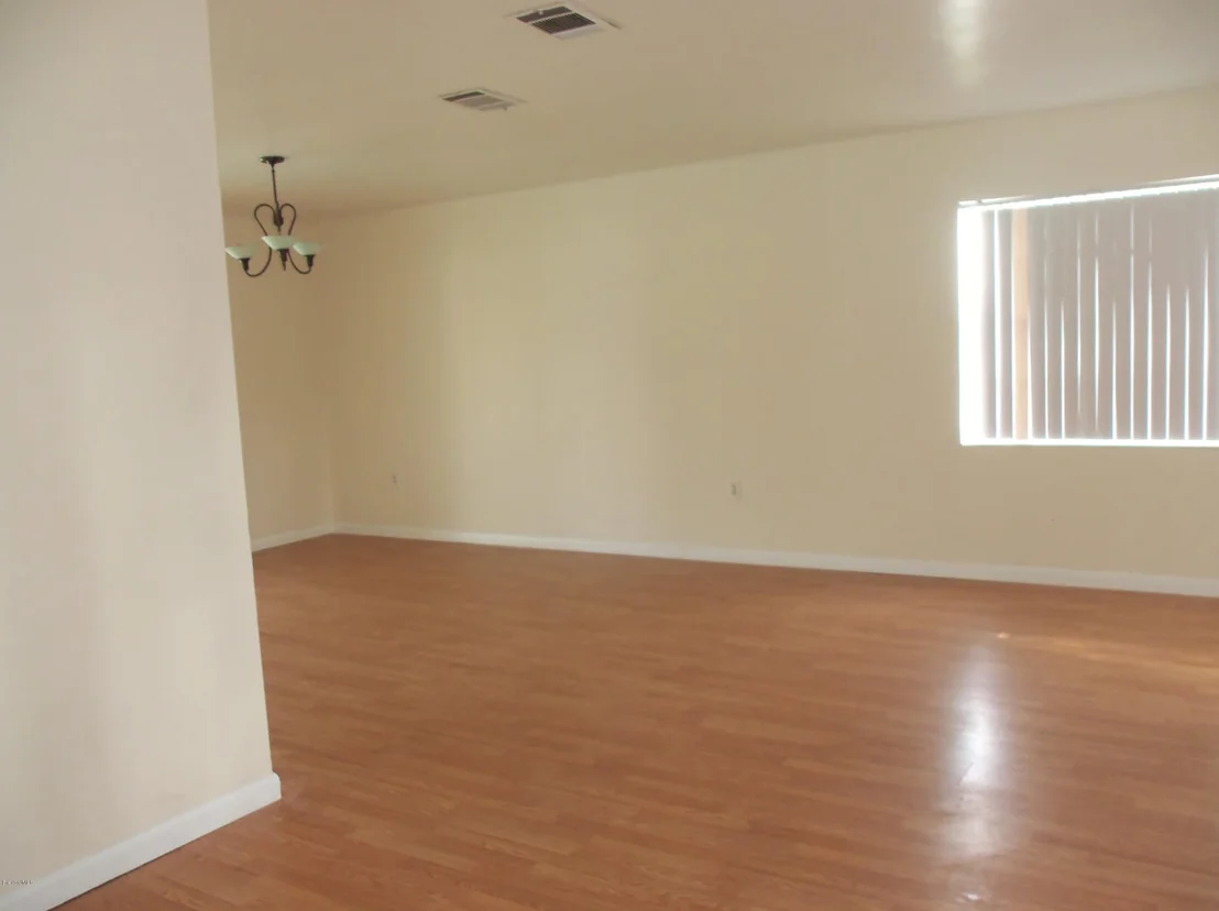 Photo of 840 Berkshire Drive