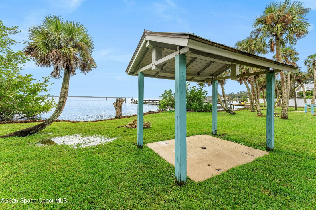 Photo of 2705 N Indian River Drive