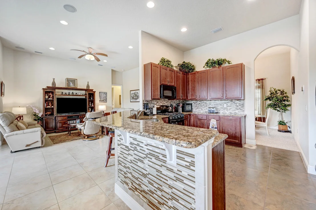 Photo of 1333 Tralee Bay Avenue