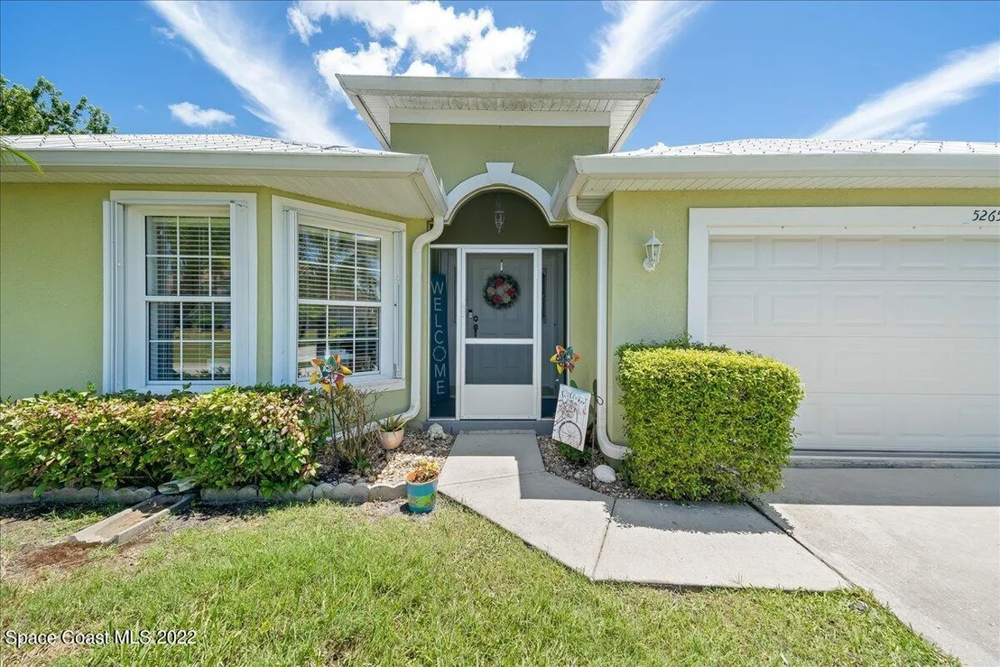 Photo of 5265 Evinrude Road