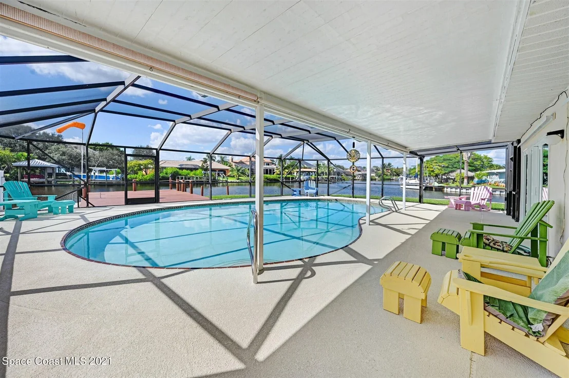 Photo of 489 Penguin Drive