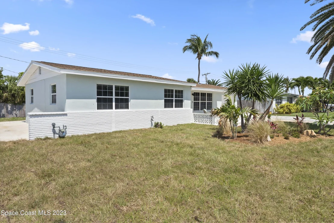 Photo of 135 Melaleuca Drive