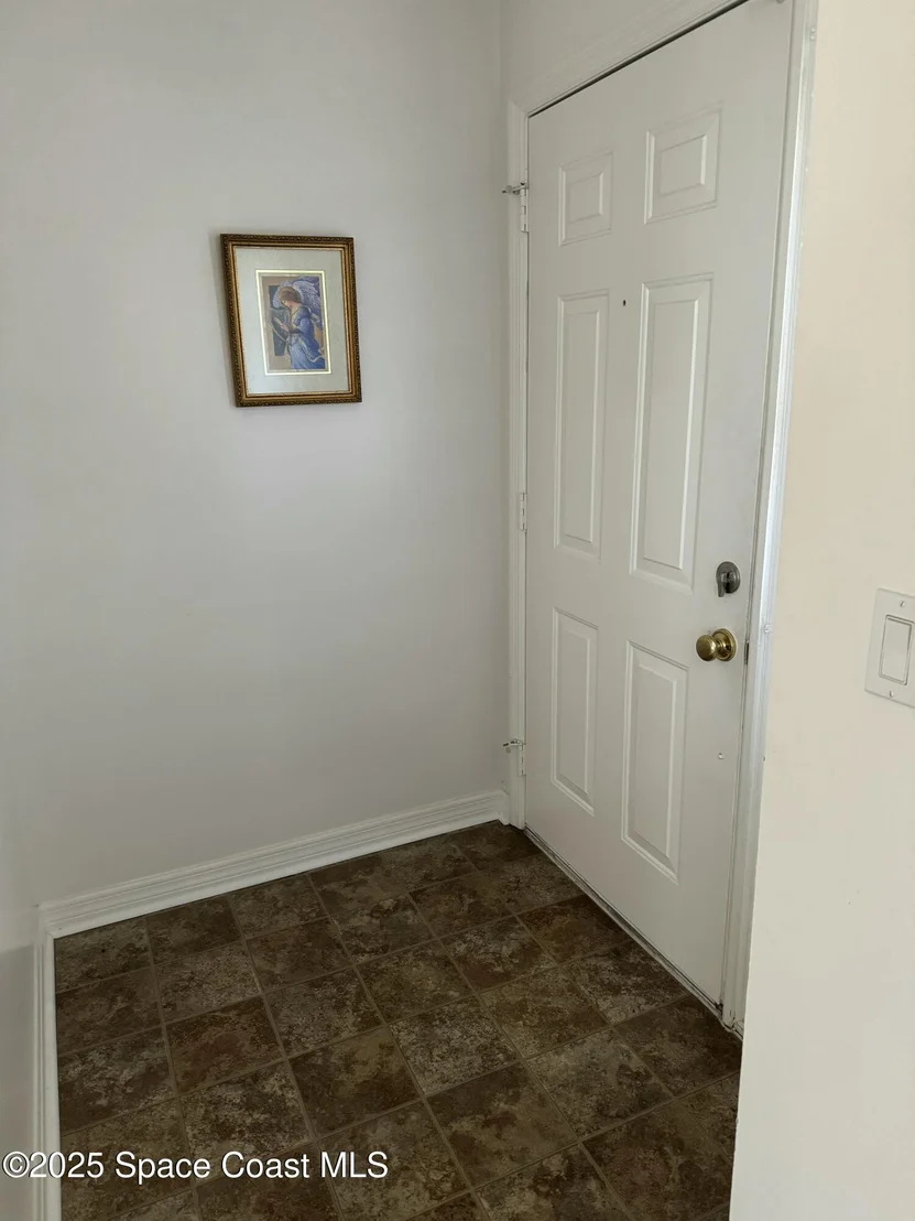 Photo of 870 Cross Lake Drive
