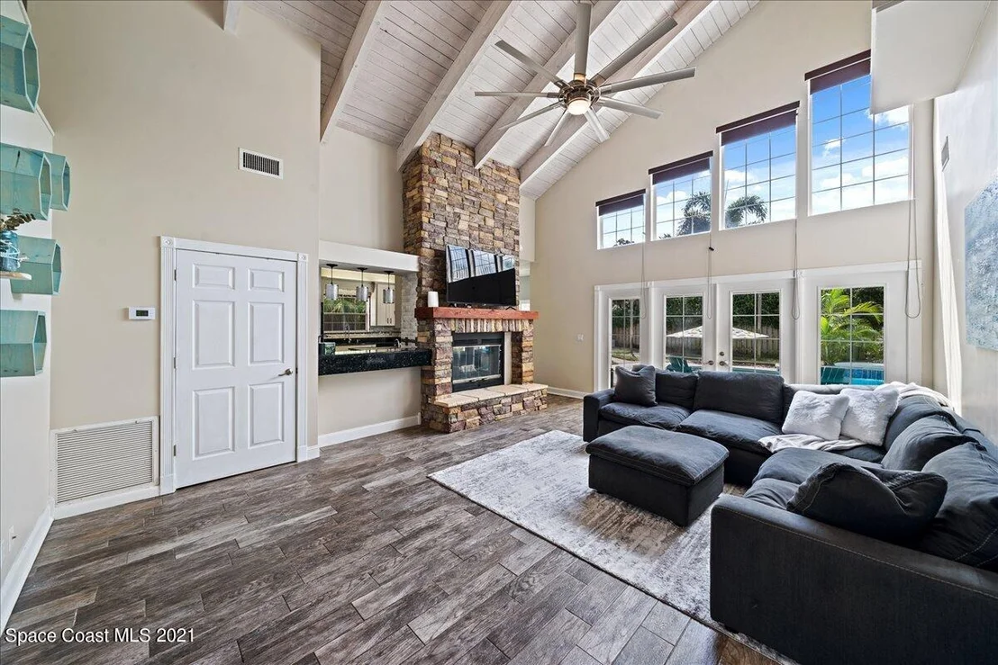 Photo of 505 Sanderling Drive