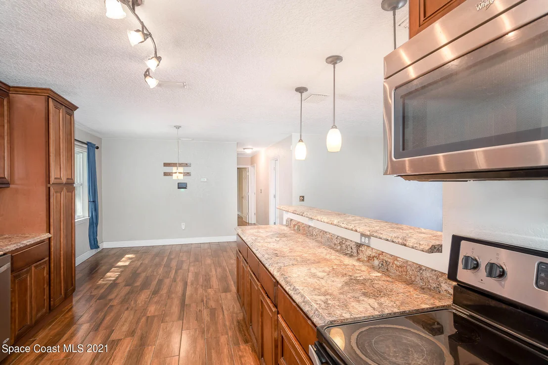 Photo of 19 Edgewood Drive