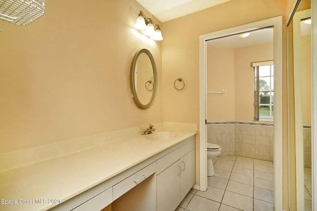 Photo of 1098 Goldenrod Circle NE