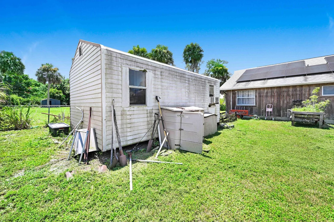 Photo of 113 Hibiscus Street