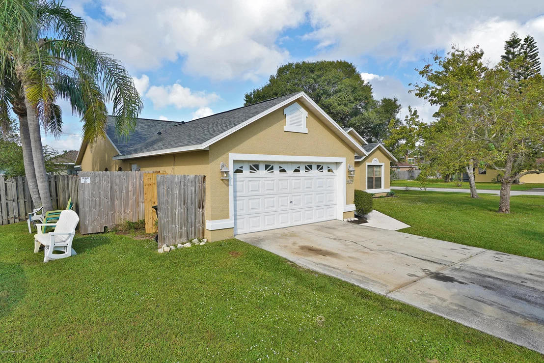 Photo of 939 Pine Baugh Street