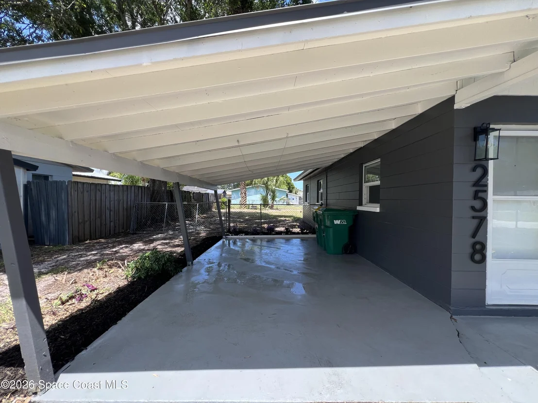 Photo of 2578 Coventry Road