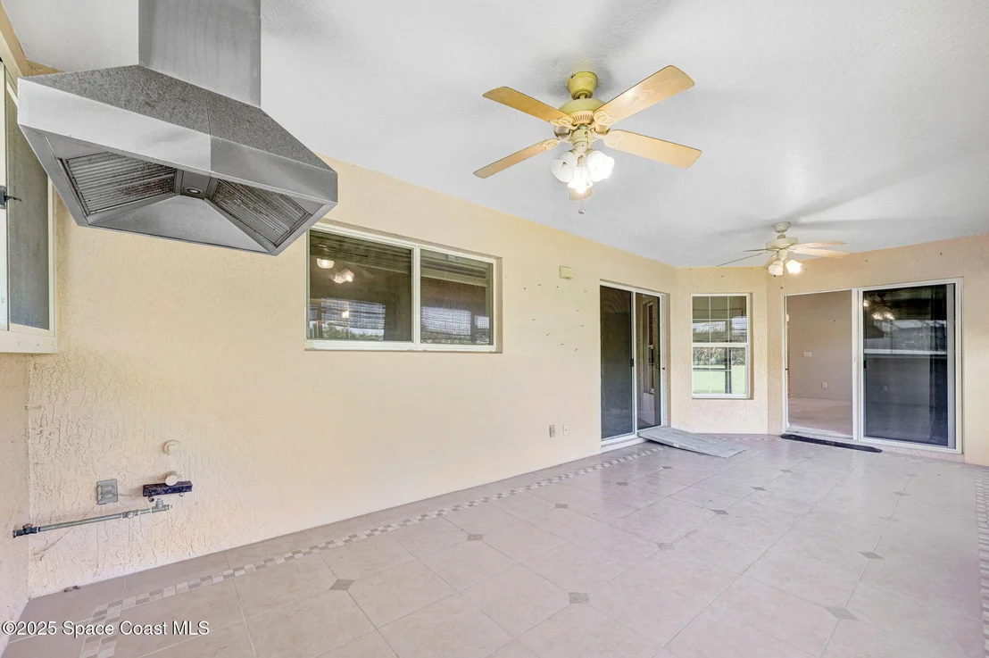 Photo of 1207 Van Tassel Trail NE