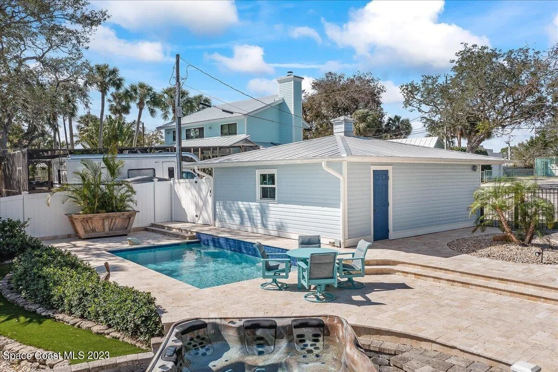Photo of 1115 Hyde Park Lane