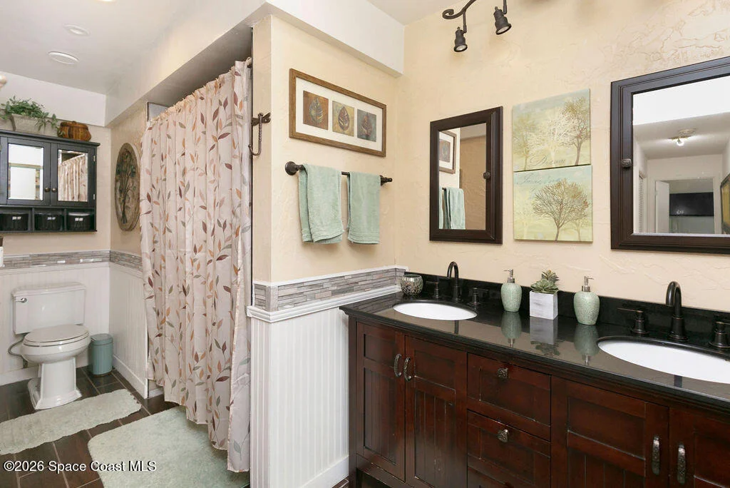 Photo of 3033 Devon Court
