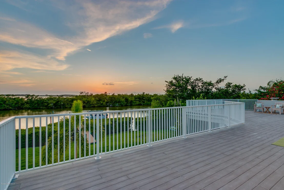 Photo of 298 Lanternback Island Drive