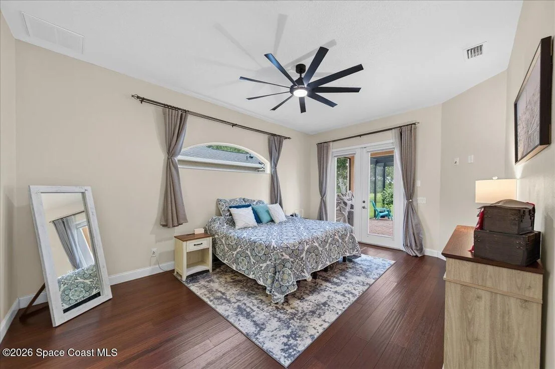 Photo of 1848 Windbrook Drive SE