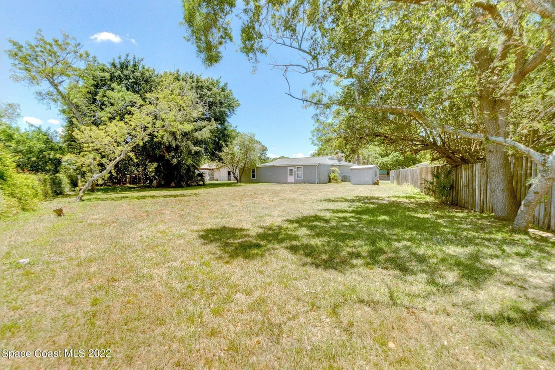 Photo of 1301 Freil Road NE