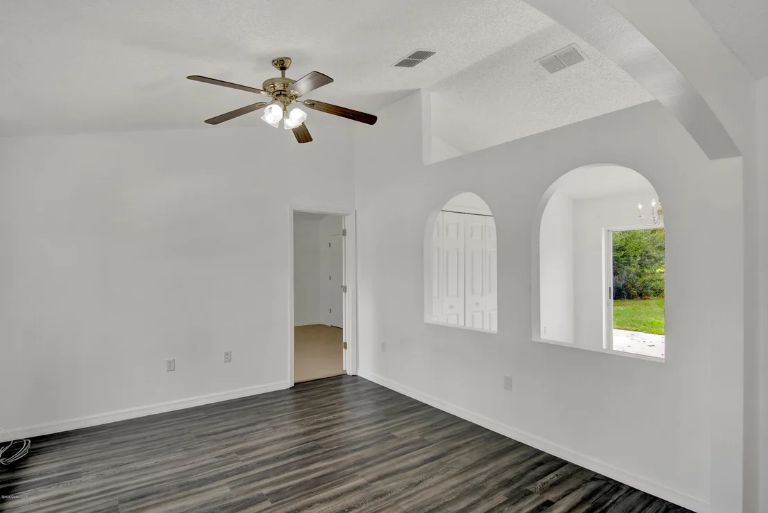 Photo of 1027 Hibiscus Street
