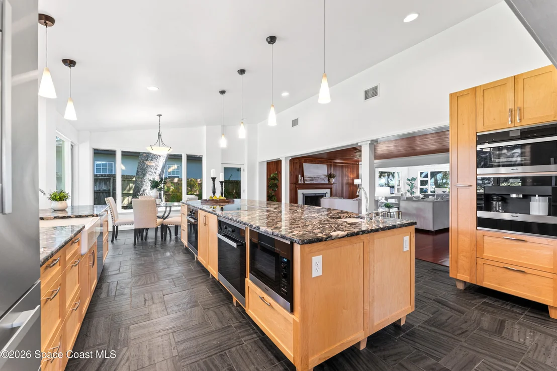 Photo of 1001 N Indian River Drive