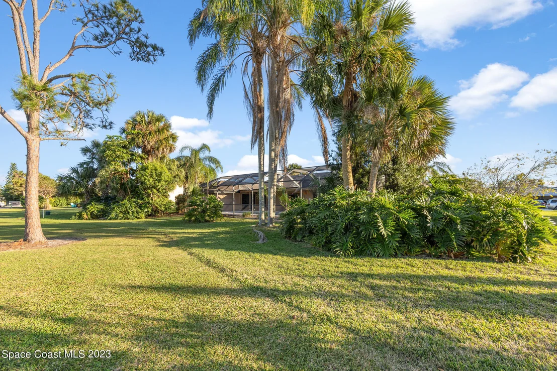Photo of 730 Whispering Pines Circle