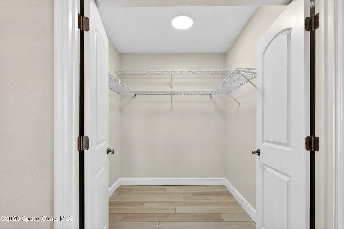 Photo of 7486 Livingstone Lane