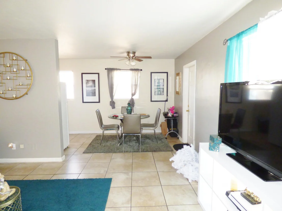 Photo of 1052 Azalea Lane