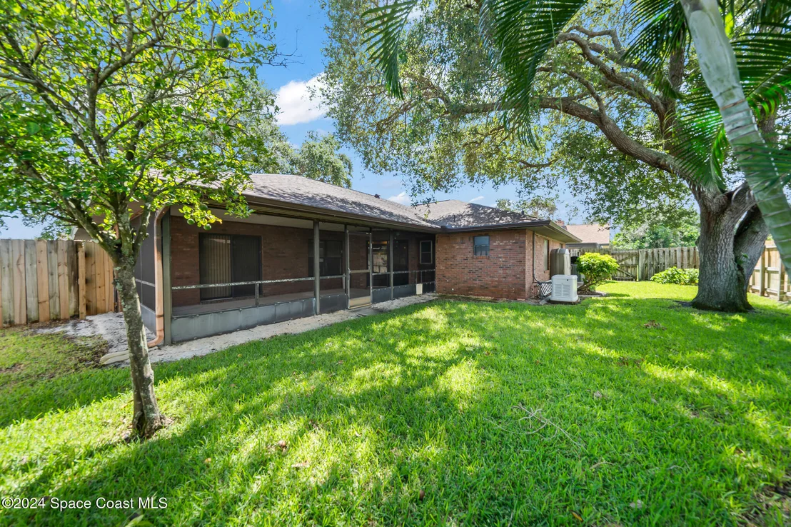 Photo of 3520 Swallow Drive