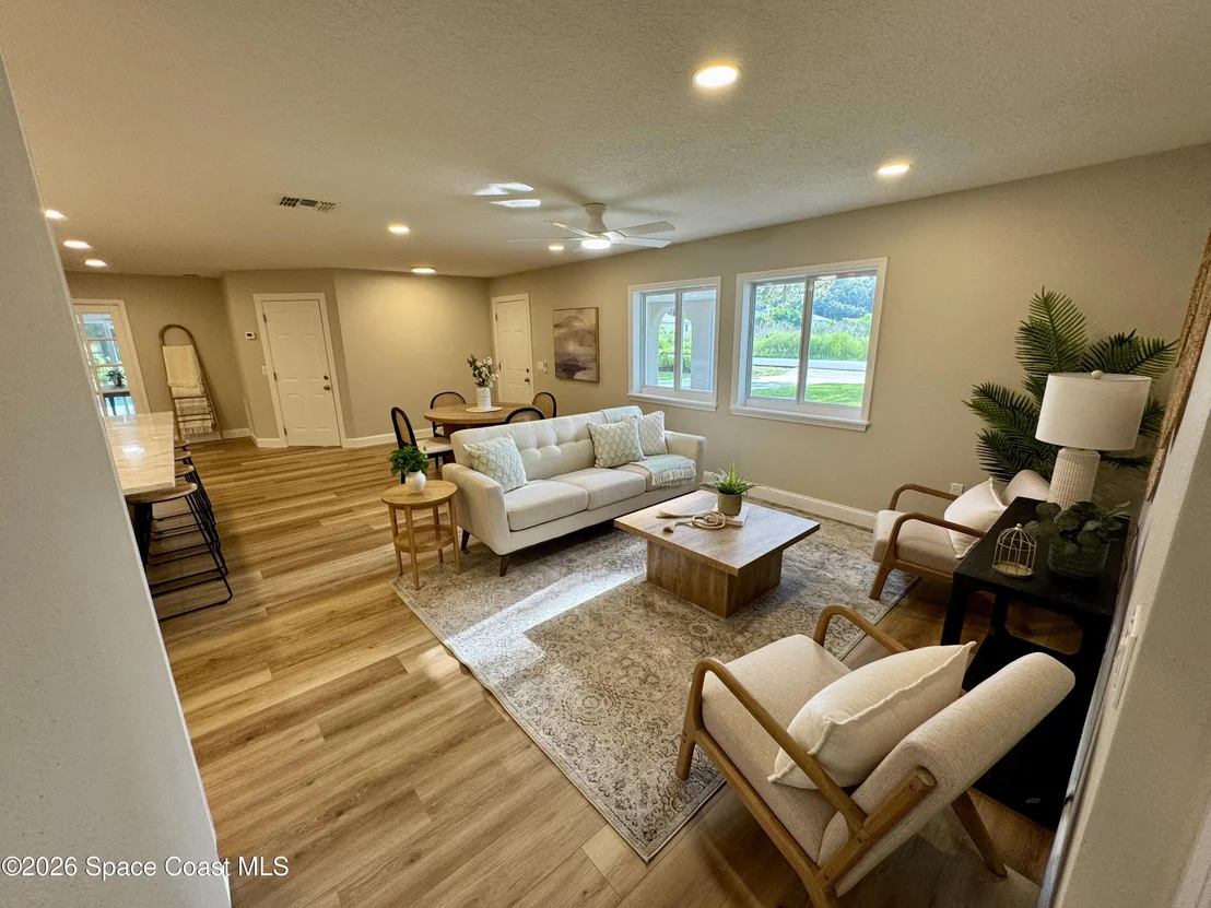 Photo of 1190 Grapefruit Road SE