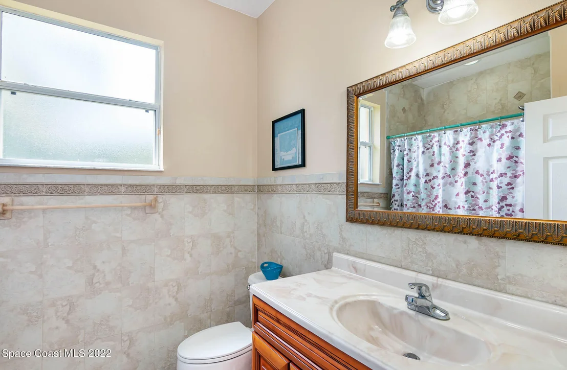 Photo of 161 Angelo Road SE