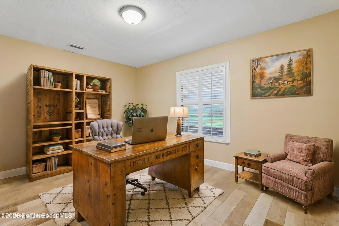 Photo of 2460 Lacourt Lane