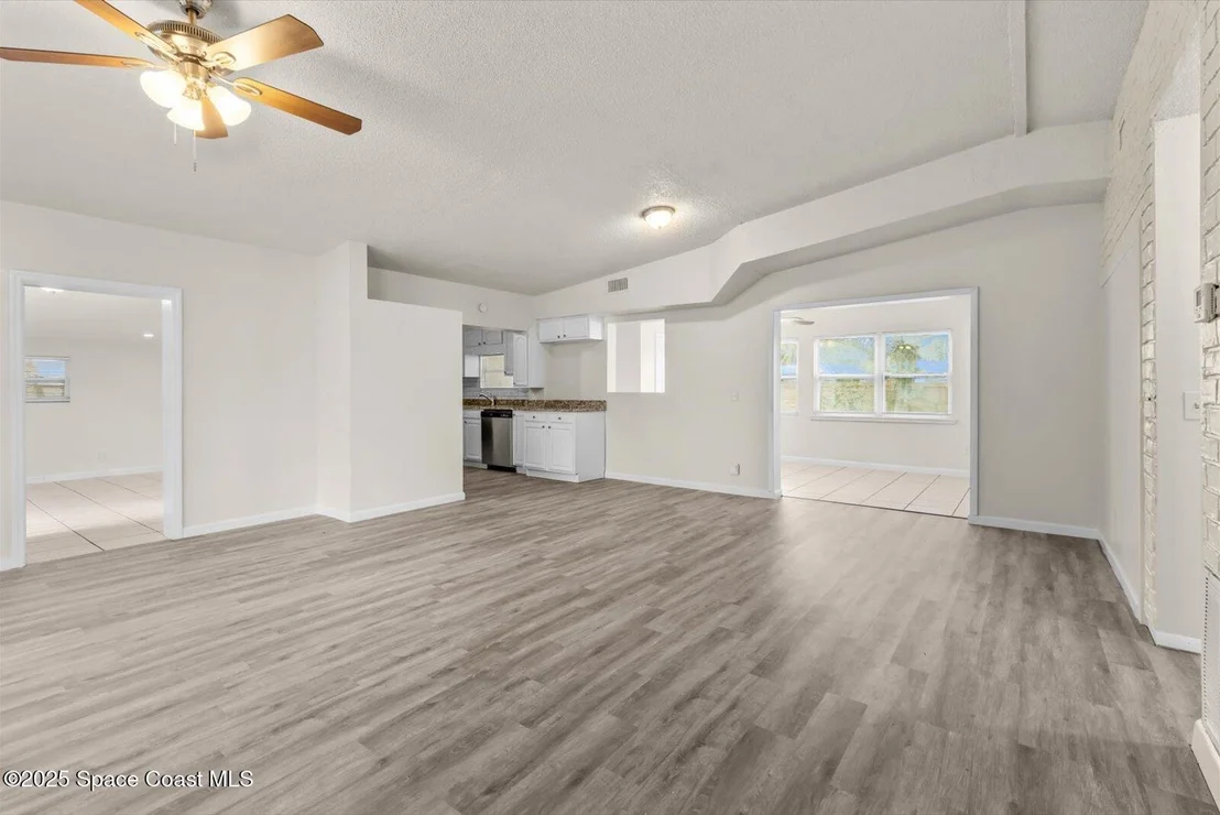 Photo of 7506 Roberts Road