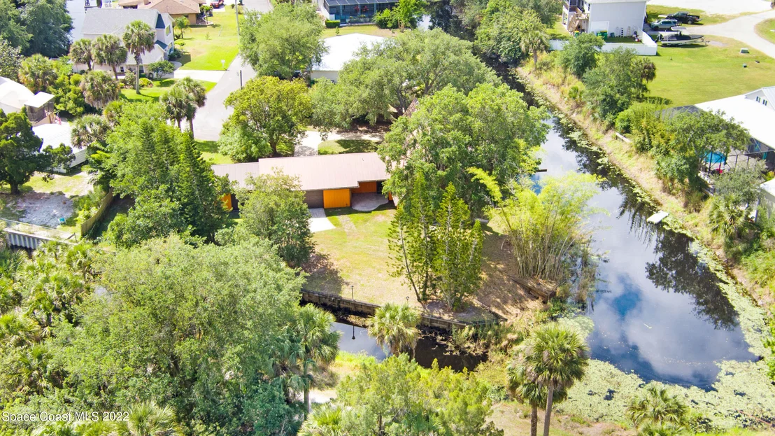 Photo of 555 Amber Lane