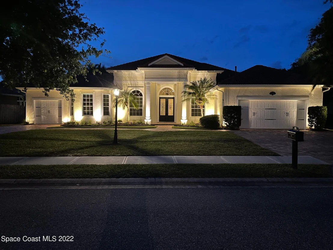 Photo of 356 Southampton Drive