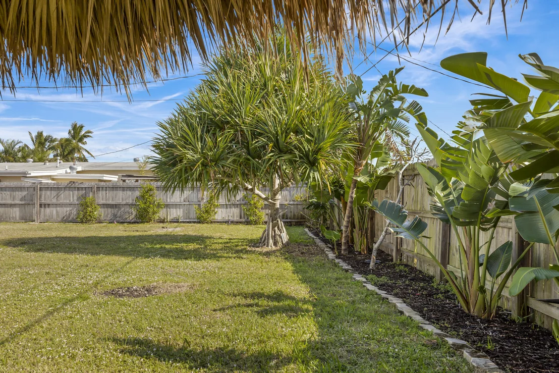 Photo of 132 SE 3rd Street