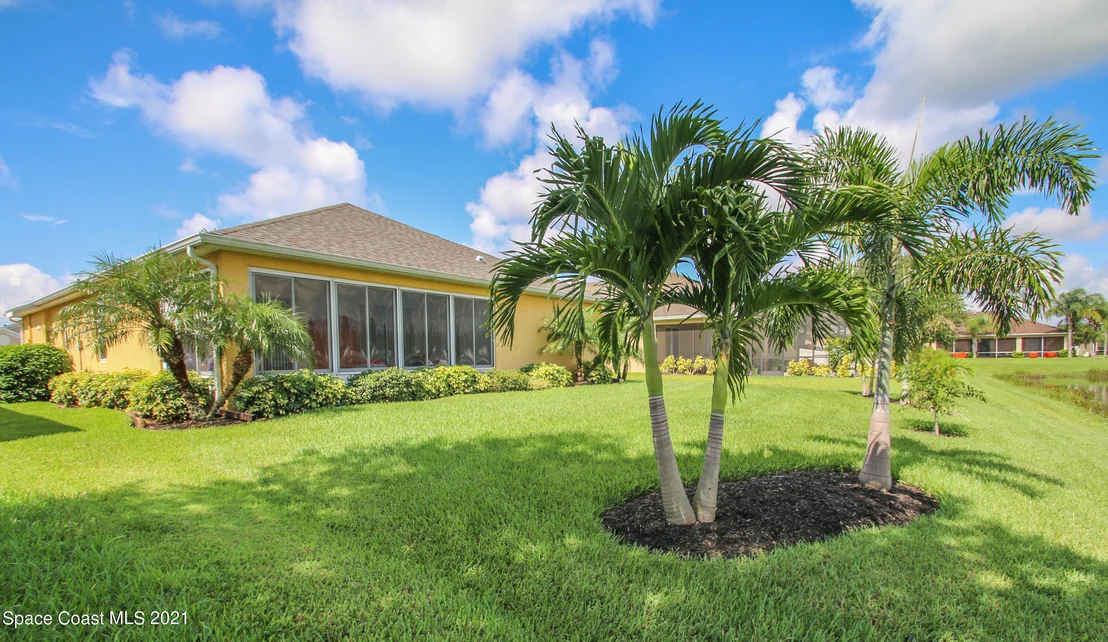 Photo of 1462 Hemingway Boulevard