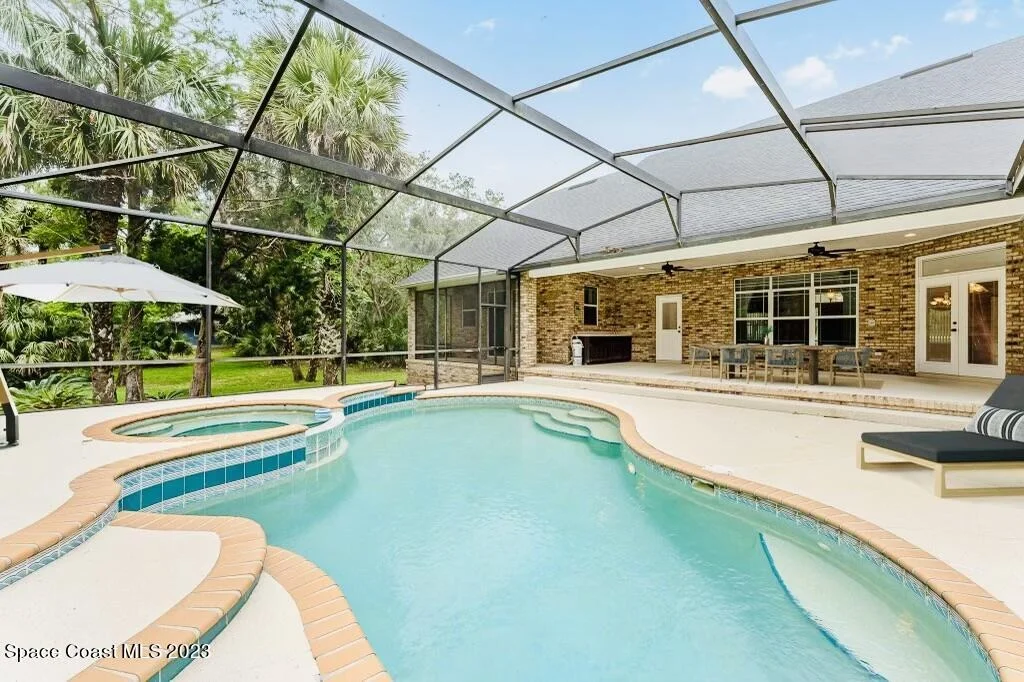 Photo of 927 Iron Bend Trail
