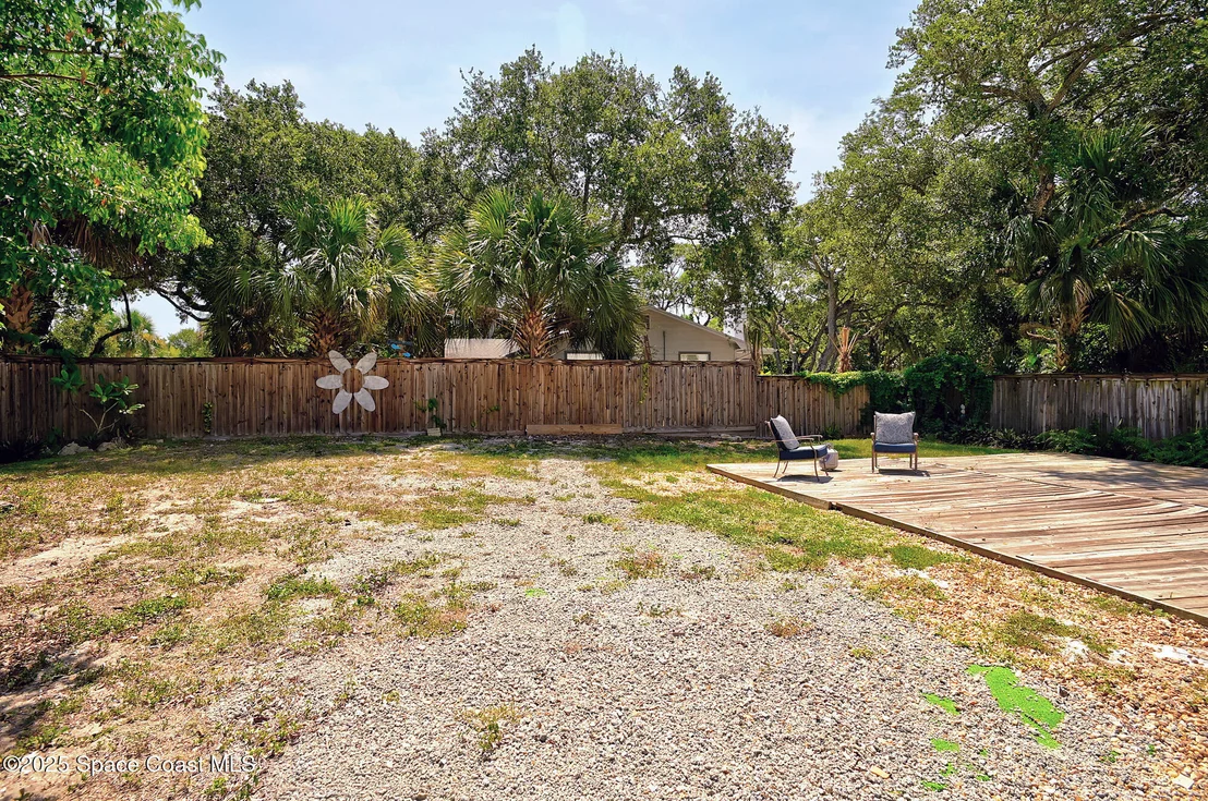Photo of 5875 Riverside Drive