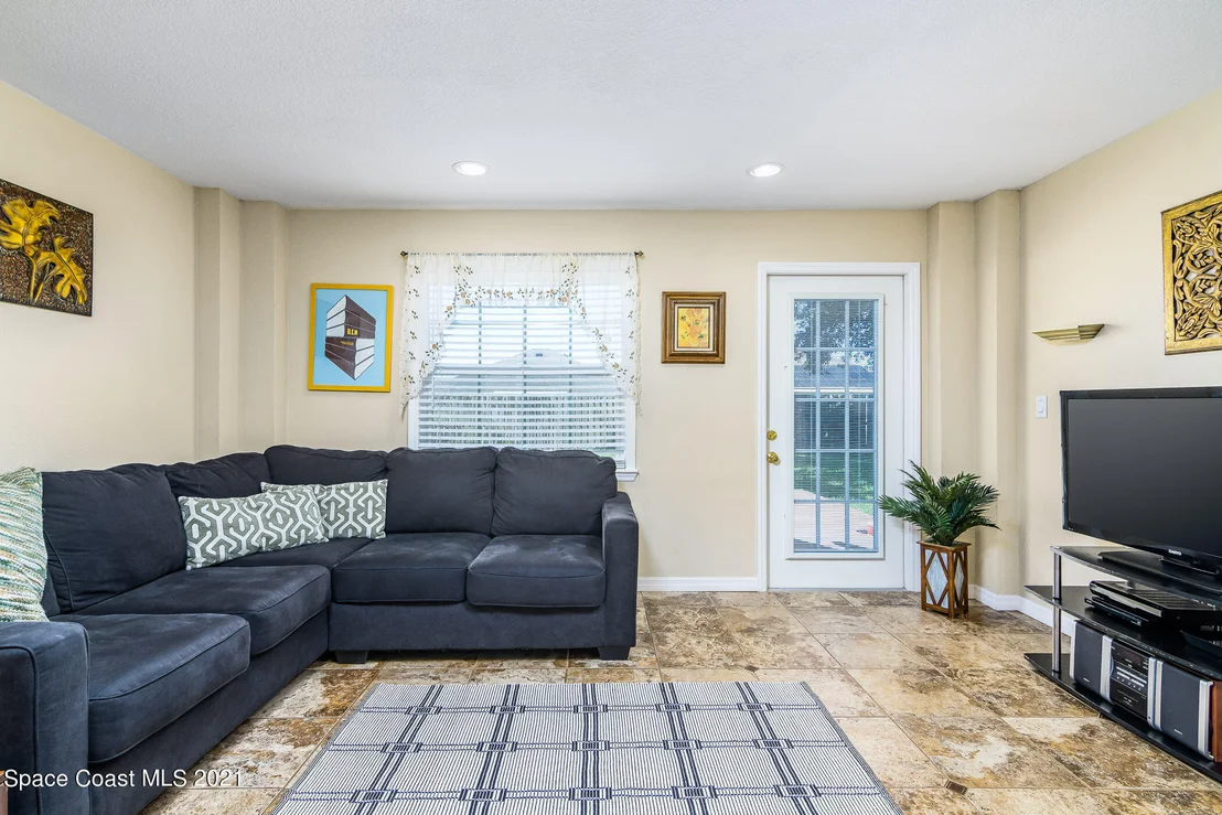 Photo of 2120 Belmont Way