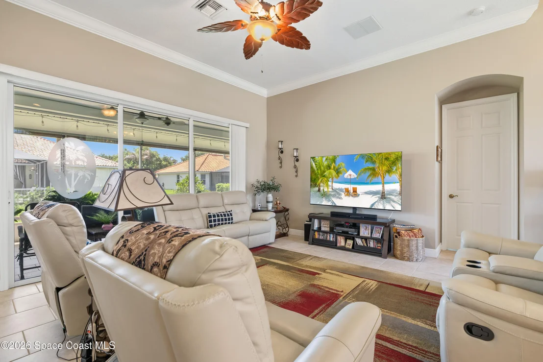 Photo of 5828 Pine Ridge Circle