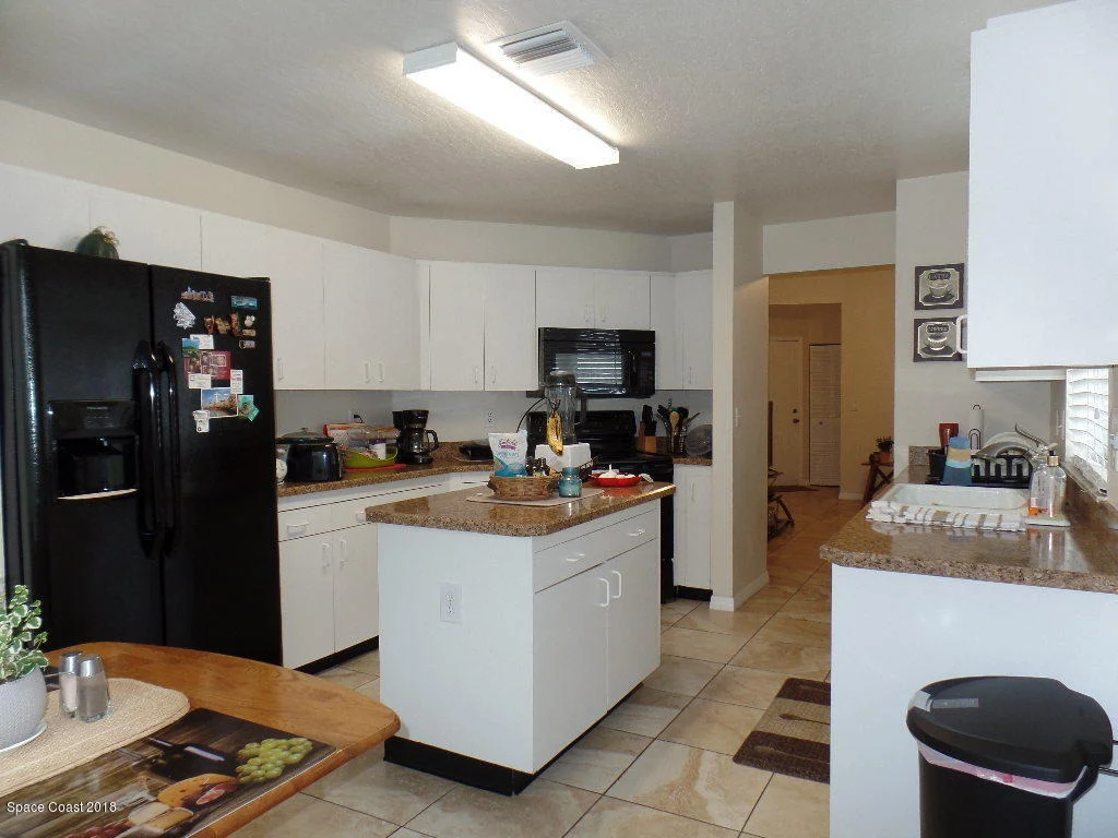 Photo of 1109 Goldenrod Circle NE