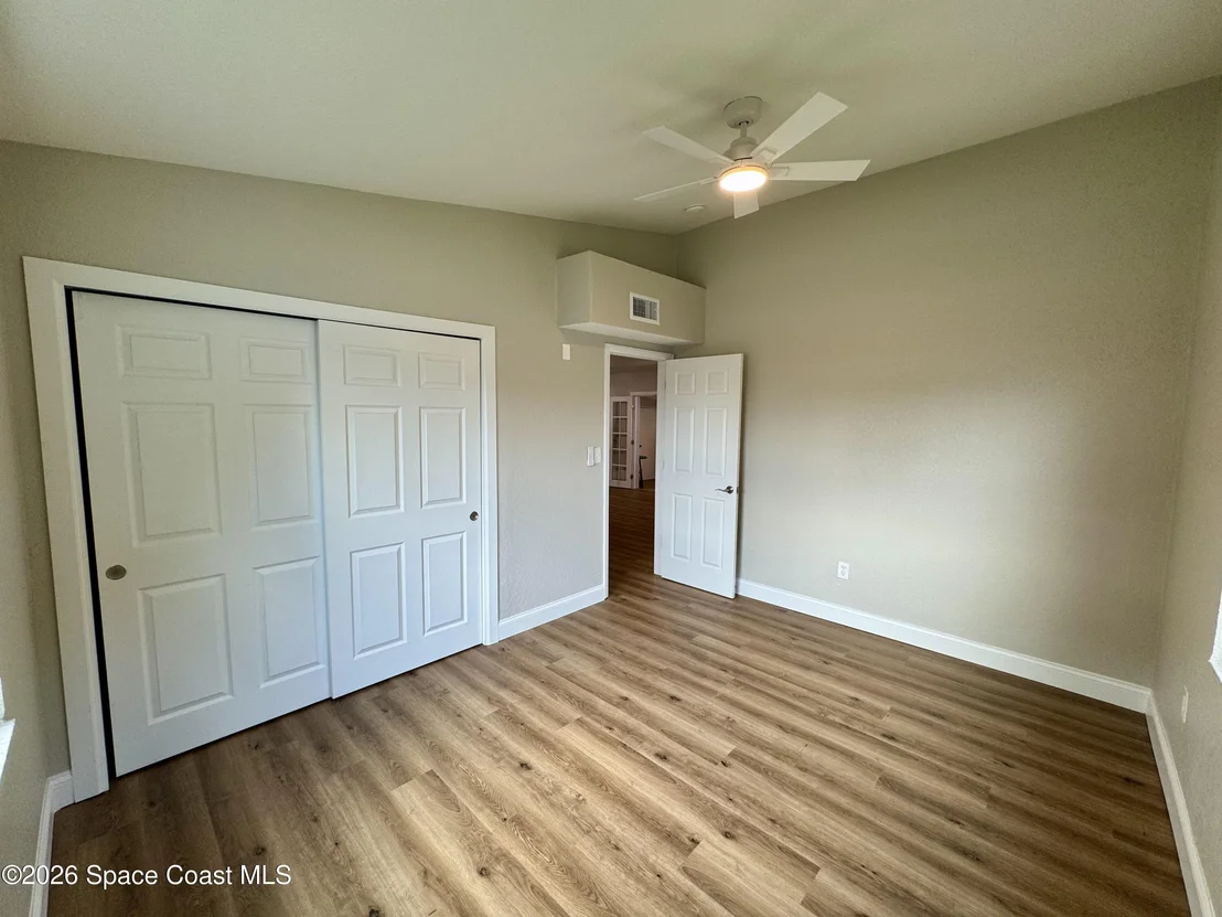 Photo of 2252 Laden Road