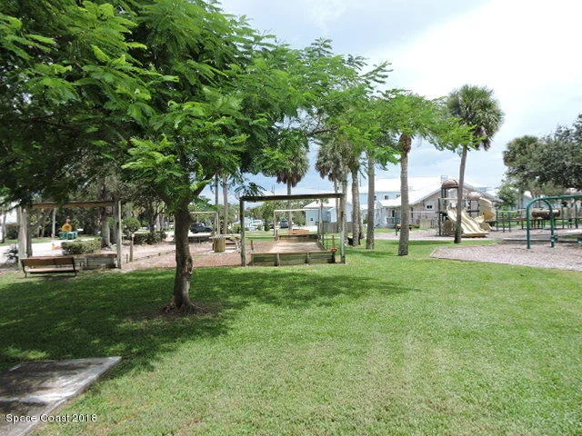 Photo of 217 4th Avenue