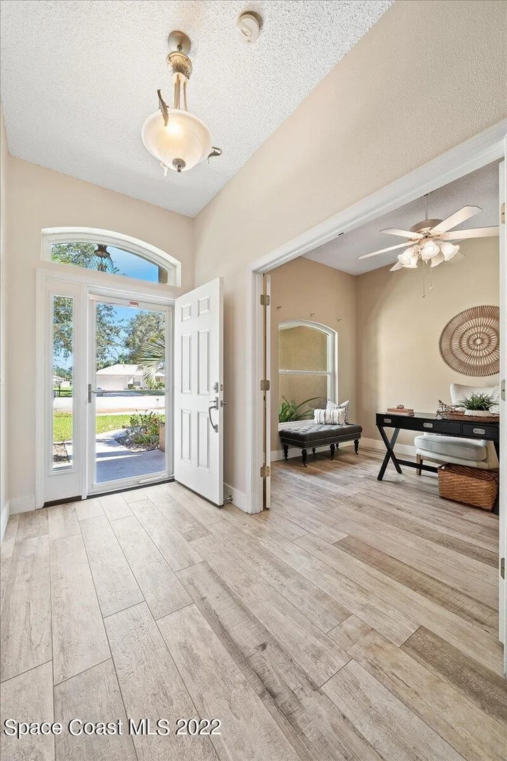 Photo of 5142 Cocoplum Avenue