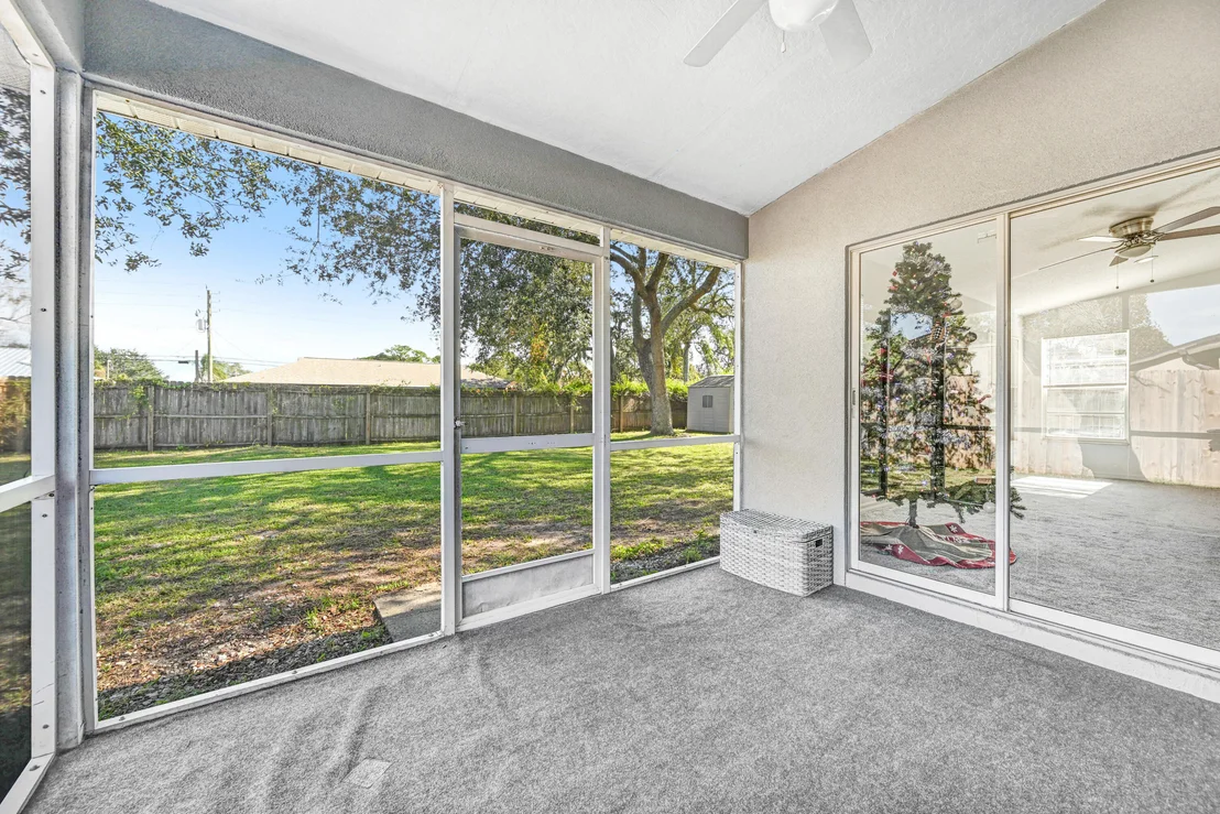 Photo of 5947 Cardiff Avenue