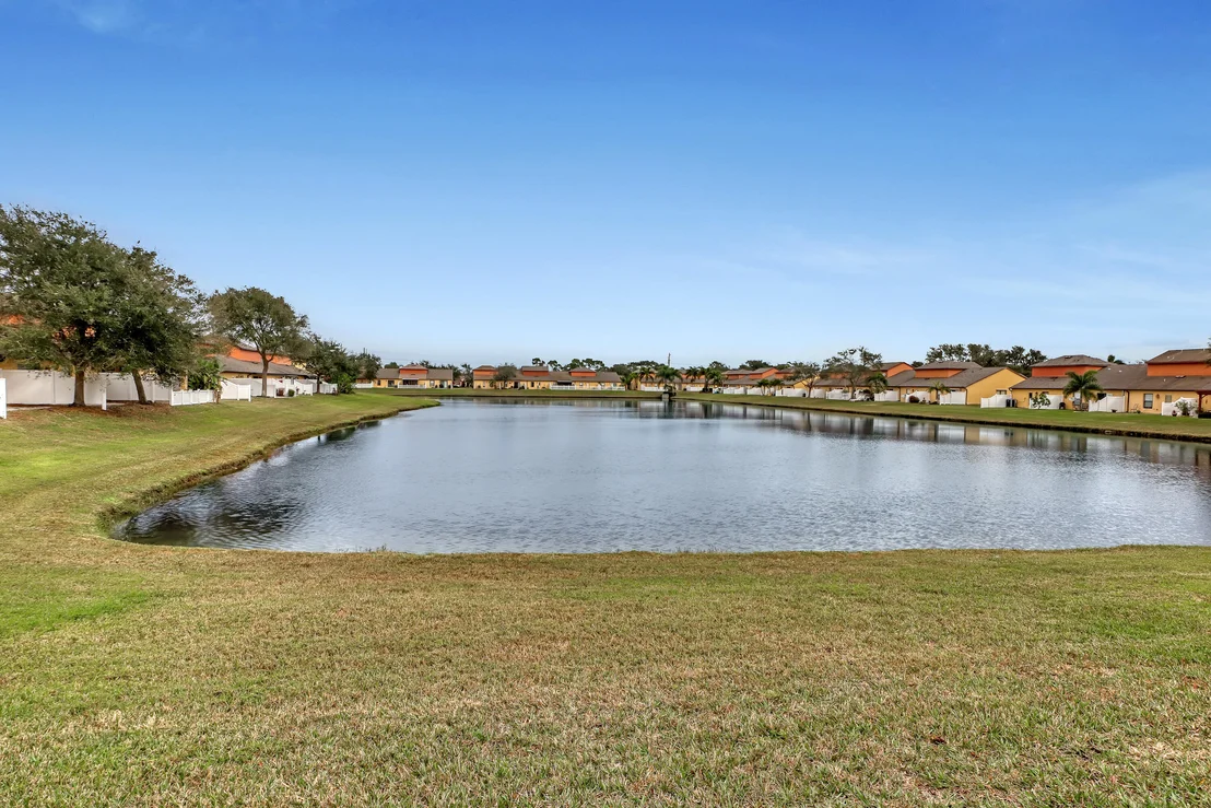 Photo of Unit 102 at 995 Luminary Circle