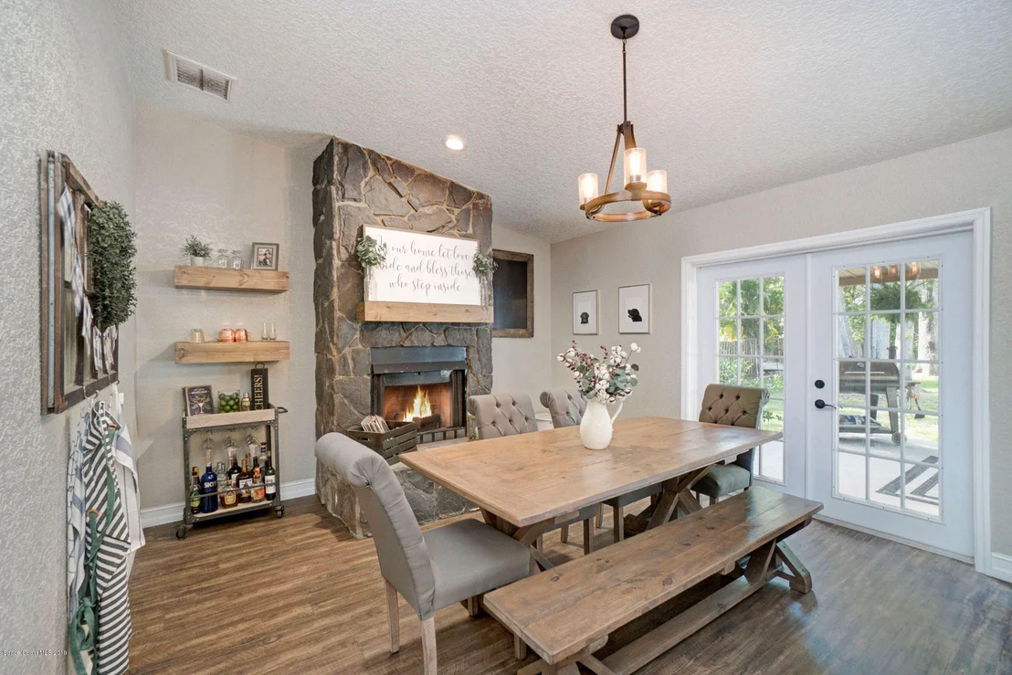 Photo of 3300 Parrish Road
