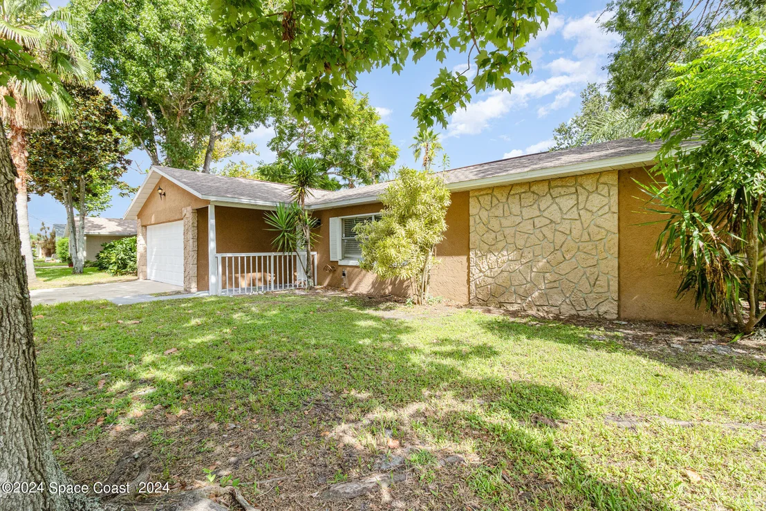 Photo of 978 Sycamore Drive