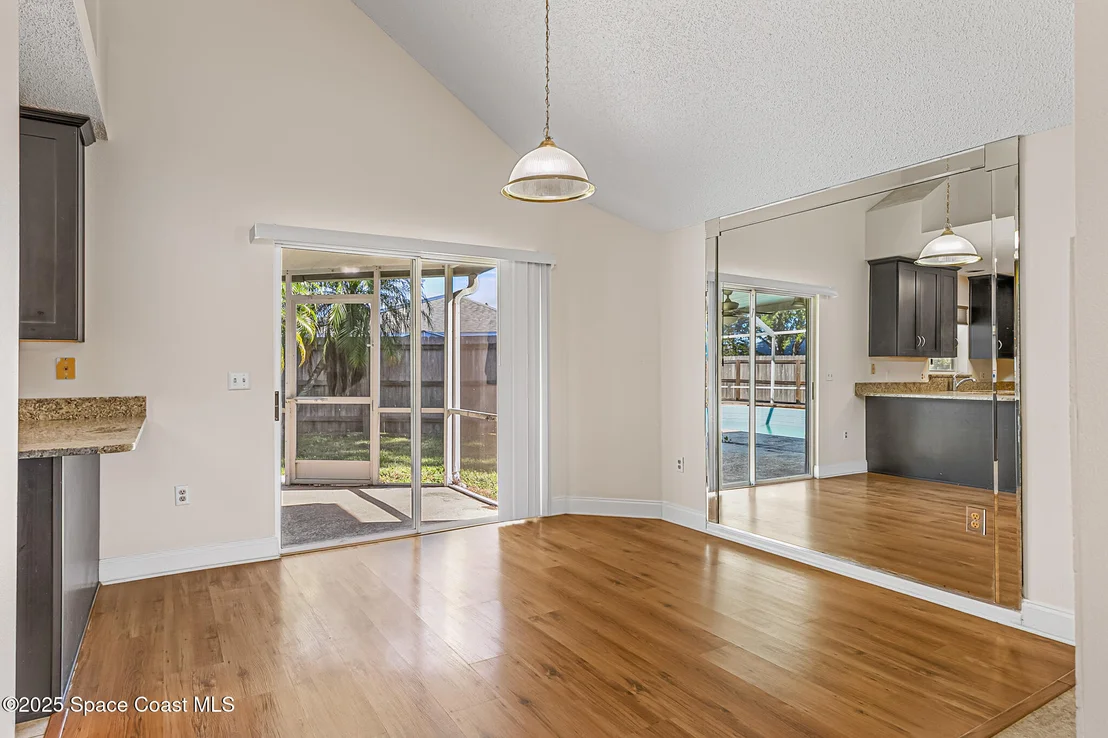 Photo of 822 Emerald Way