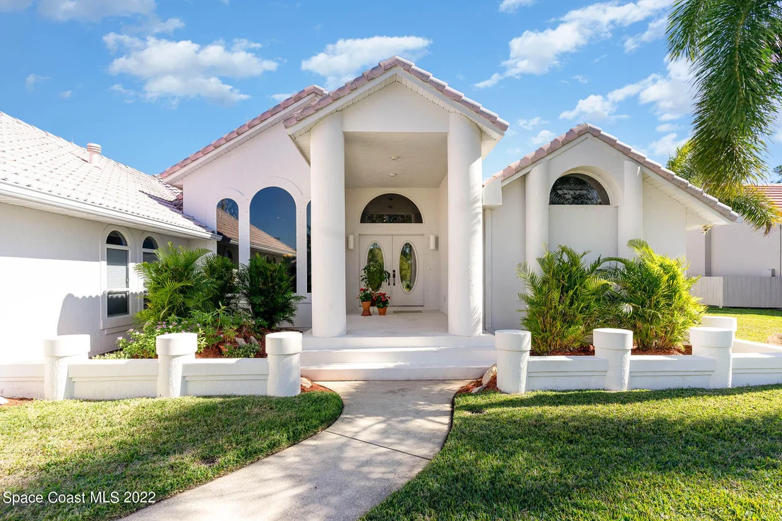 Photo of 697 Spring Lake Drive