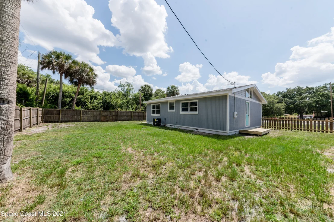 Photo of 974 Santa Rosa Drive